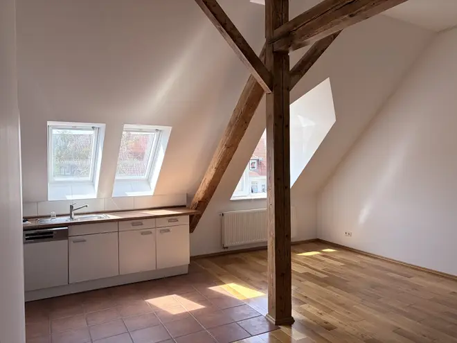 3 Zimmer Wohnung mit 90 m² in Hannover – Bild 1