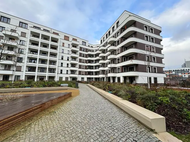 4 Zimmer Wohnung mit 113 m² in Berlin – Bild 2