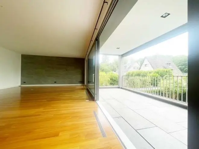 4 Zimmer Wohnung mit 170 m² in Köln – Bild 3