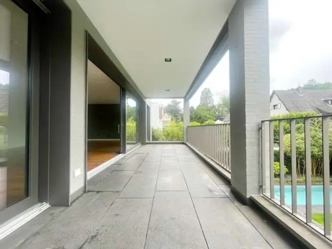 4 Zimmer Wohnung mit 170 m² in Köln – Bild 8