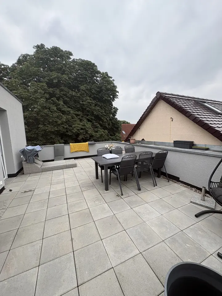 4 Zimmer Wohnung mit 120 m² in Weimar – Bild 2