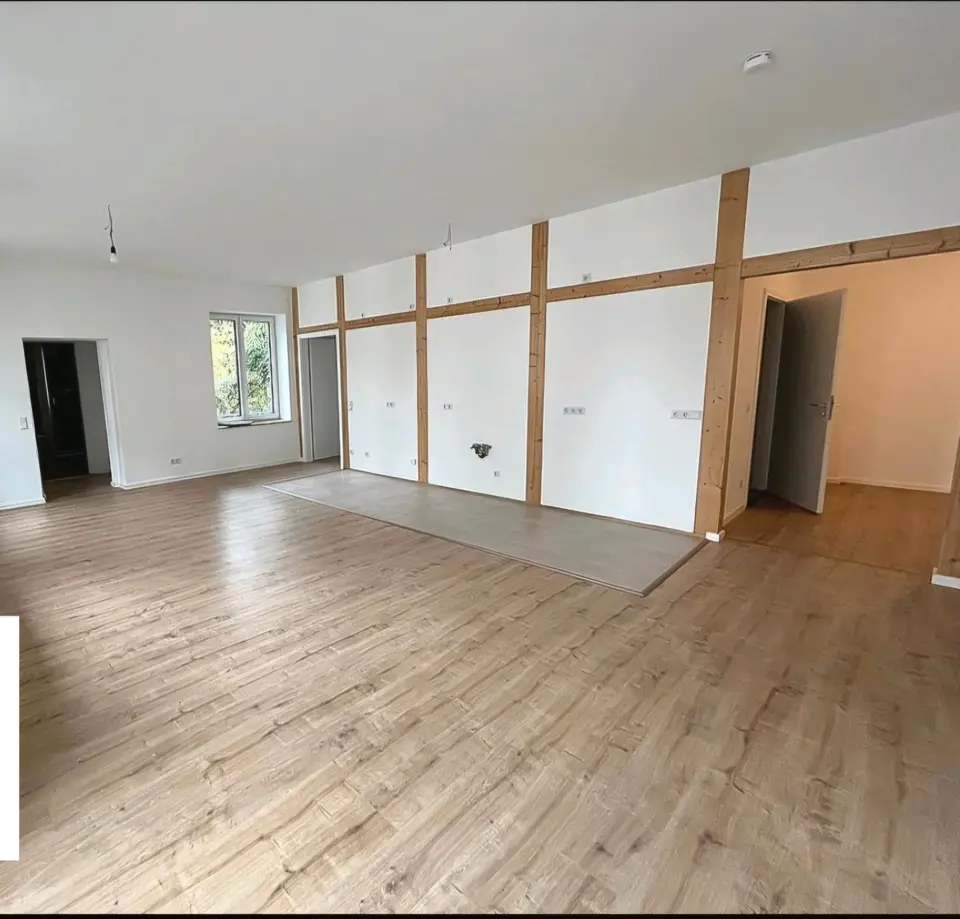 4 Zimmer Wohnung mit 103 m² in Dresden – Bild 1