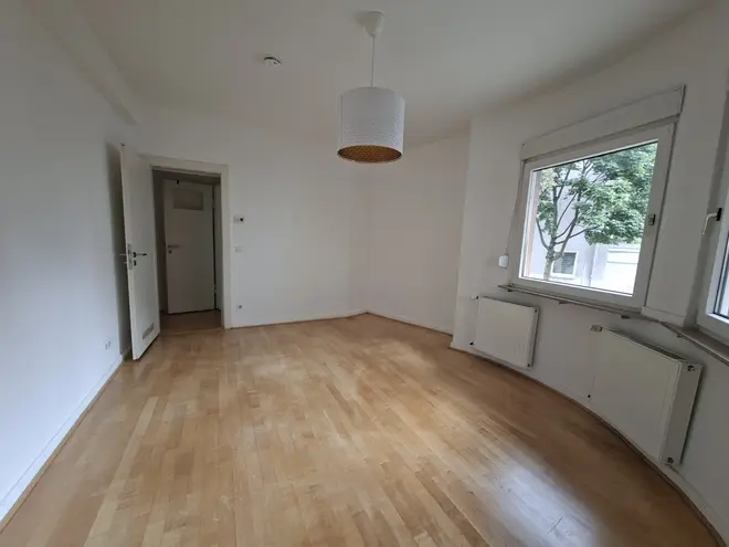 2 Zimmer Wohnung mit 61 m² in Düsseldorf – Bild 2
