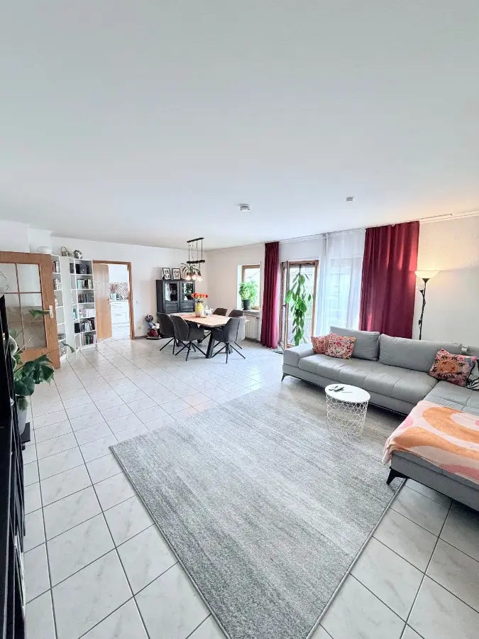 3 Zimmer Wohnung mit 100 m² in Hockenheim – Bild 1