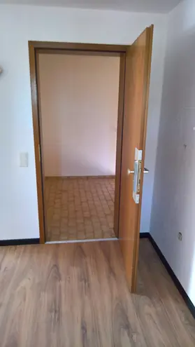 2 Zimmer Wohnung mit 54 m² in Neuss – Bild 2