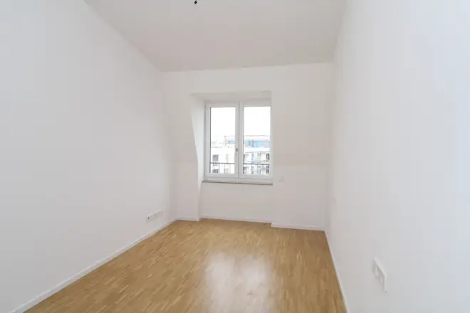 3 Zimmer Wohnung mit 82 m² in Dresden – Bild 2