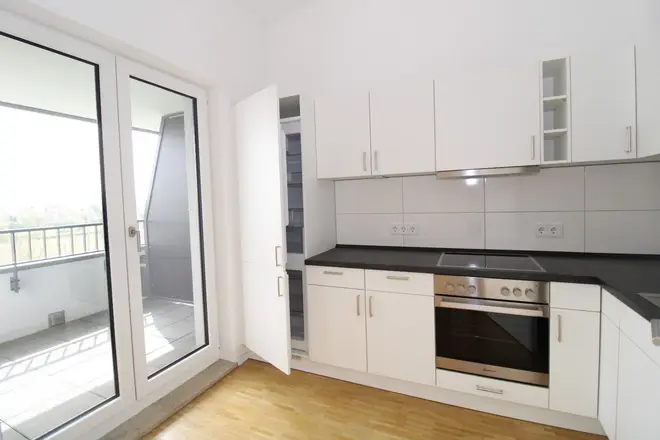 3 Zimmer Wohnung mit 82 m² in Dresden – Bild 9