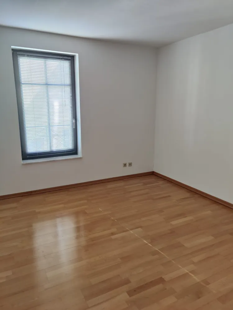 3 Zimmer Wohnung mit 110 m² in Detmold – Bild 4