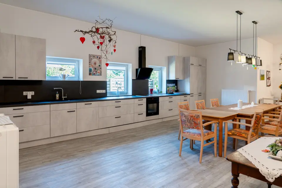 3 Zimmer Wohnung mit 140 m² in Celle – Bild 4