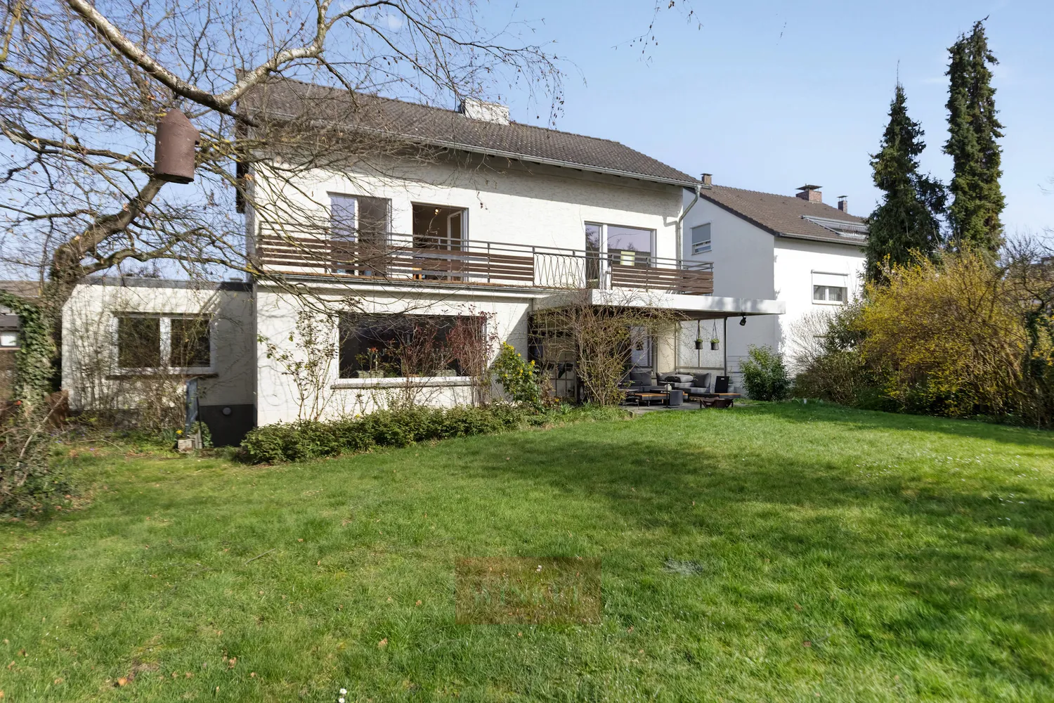 8 Zimmer Haus mit 222 m² in Bonn – Bild 1