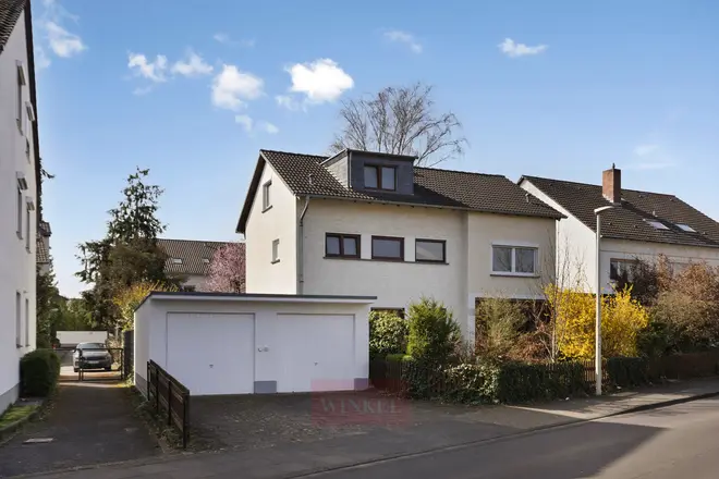 8 Zimmer Haus mit 222 m² in Bonn – Bild 3