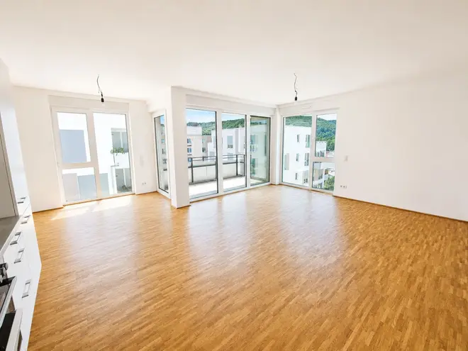 4 Zimmer Wohnung mit 102 m² in Saarbrücken – Bild 1