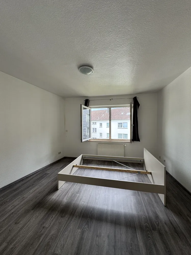 2 Zimmer Wohnung mit 72 m² in Wuppertal – Bild 2