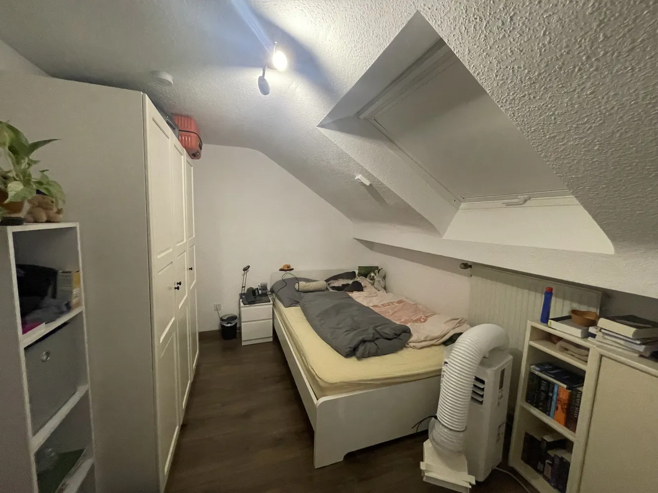 2 Zimmer Wohnung mit 34 m² in Homburg – Bild 2