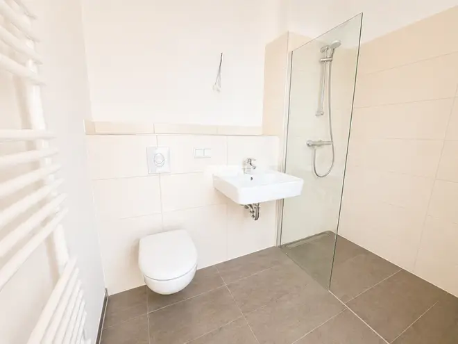 4 Zimmer Wohnung mit 109 m² in Erfurt – Bild 3