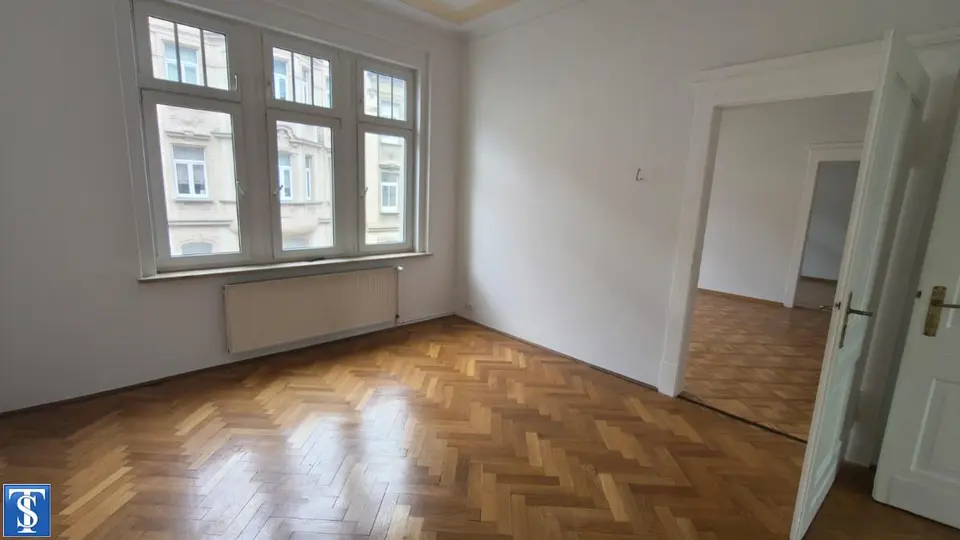 4 Zimmer Wohnung mit 105 m² in Plauen – Bild 9