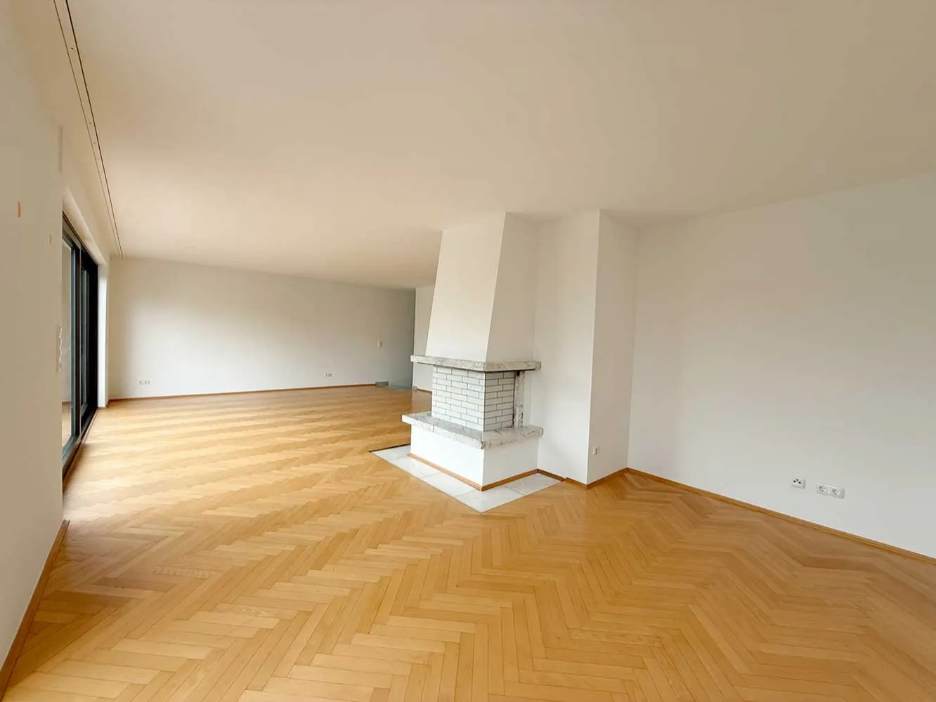 6 Zimmer Wohnung mit 200 m² in Oberursel (Taunus) – Bild 6