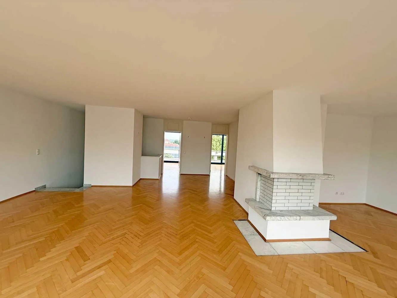 6 Zimmer Wohnung mit 200 m² in Oberursel (Taunus) – Bild 7