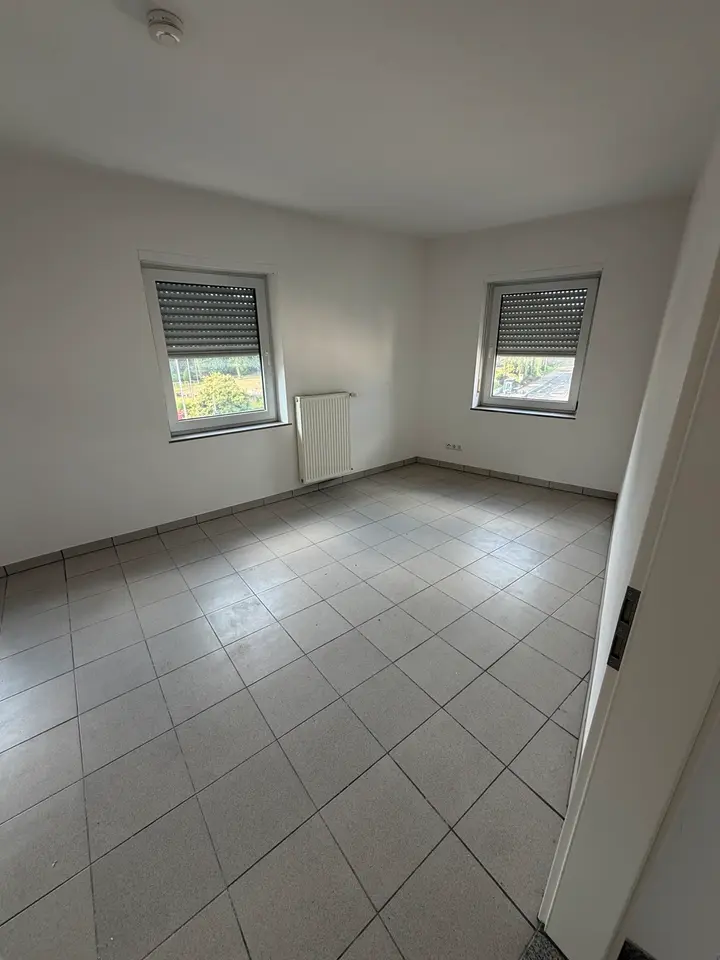 3 Zimmer Wohnung mit 80 m² in Mönchengladbach – Bild 4