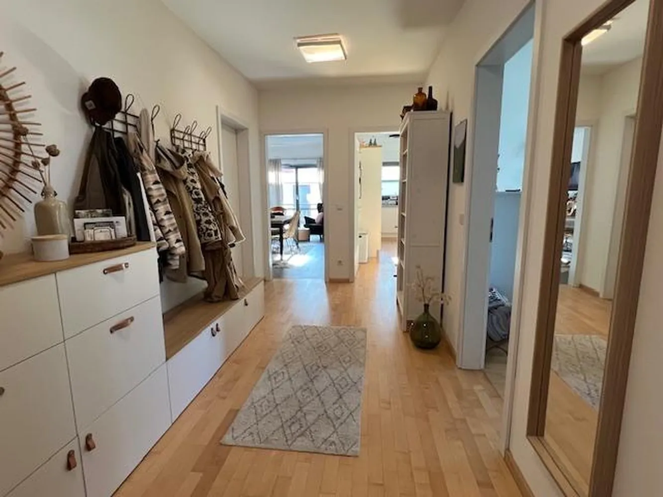 3 Zimmer Wohnung mit 105 m² in Rostock – Bild 2
