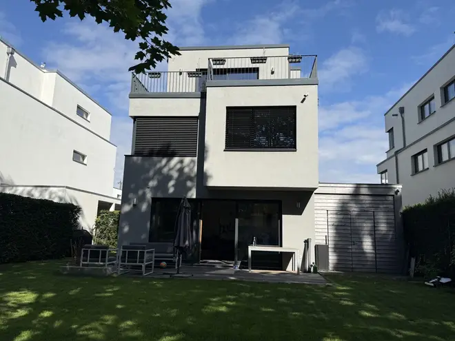 8 Zimmer Haus mit 237 m² in Berlin – Bild 7