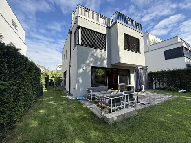 8 Zimmer Haus mit 237 m² in Berlin – Bild 10