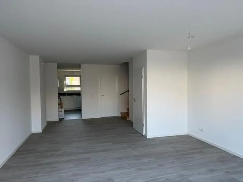 5 Zimmer Haus mit 141 m² in Hanau – Bild 1