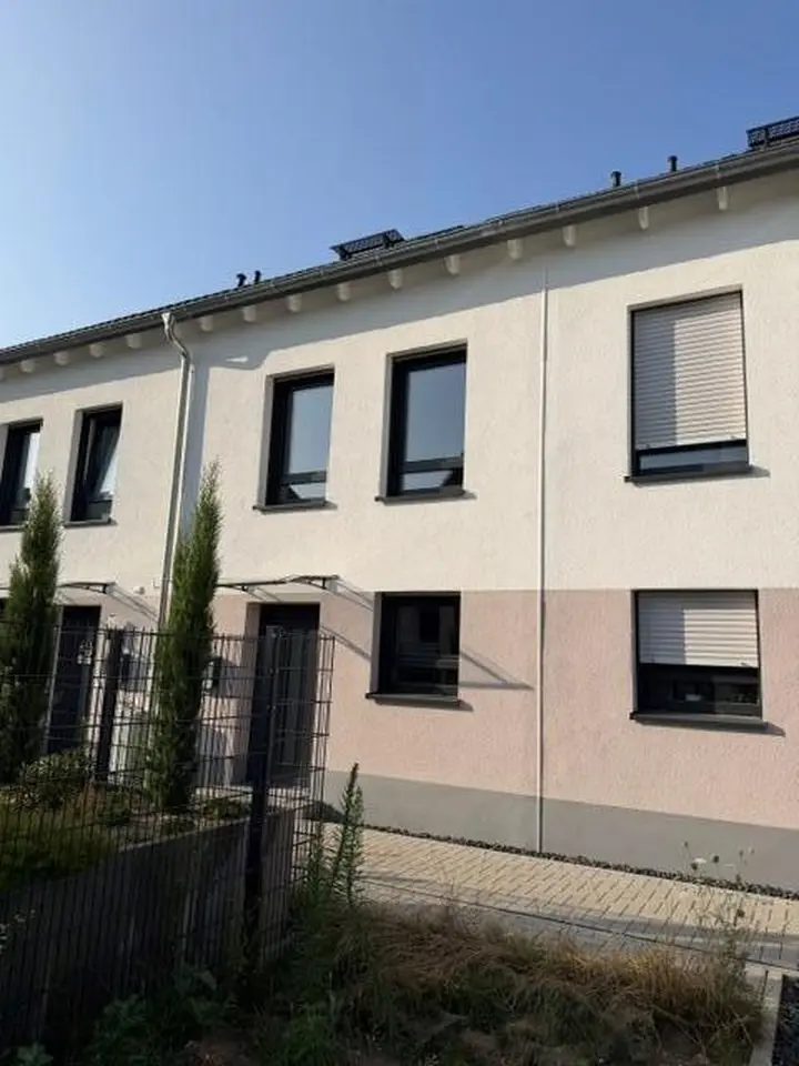 5 Zimmer Haus mit 141 m² in Hanau – Bild 3