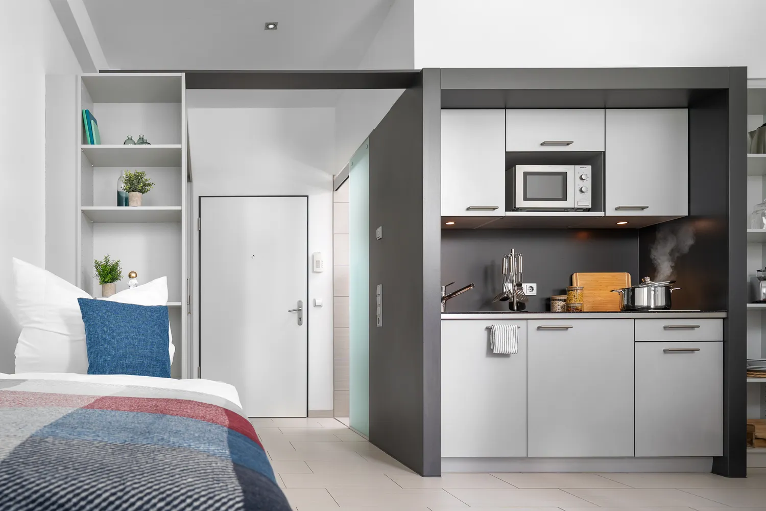 1 Zimmer Wohnung mit 26 m² in Greifswald – Bild 1