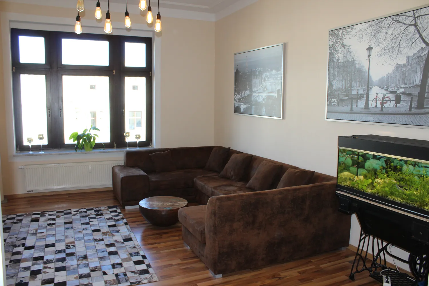 4 Zimmer Wohnung mit 148 m² in Magdeburg – Bild 1