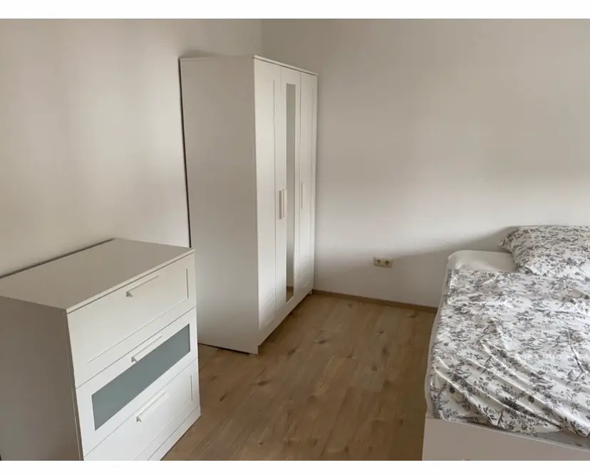 WG-Zimmer mit 170 m² in Rodgau – Bild 5