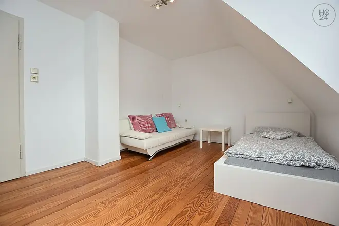 5 Zimmer Haus mit 110 m² in Stuttgart – Bild 5