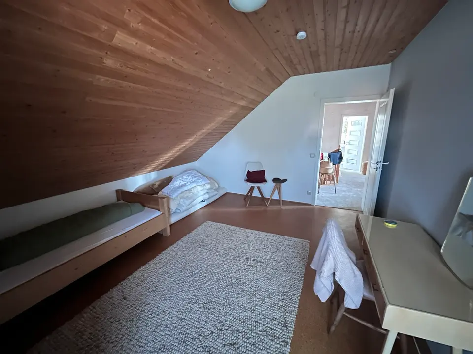 WG-Zimmer mit 140 m² in Weingarten – Bild 2