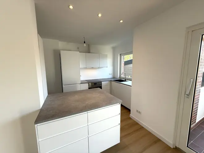 3 Zimmer Wohnung mit 93 m² in Oldenburg – Bild 2