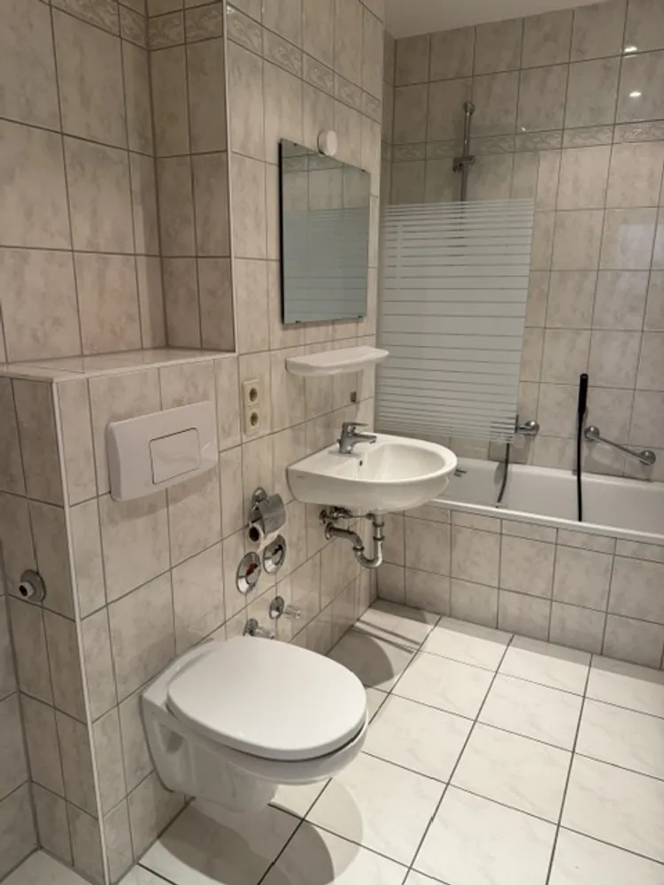 2 Zimmer Wohnung mit 57 m² in Zwickau – Bild 8