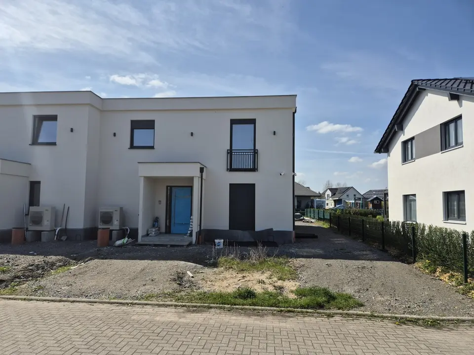 6 Zimmer Haus mit 157 m² in Dessau-Roßlau – Bild 1