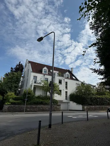 2 Zimmer Wohnung mit 67 m² in Wiesbaden – Bild 1