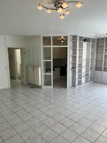 2 Zimmer Wohnung mit 67 m² in Wiesbaden – Bild 7
