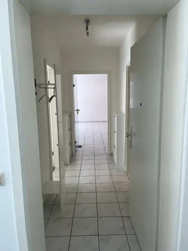 2 Zimmer Wohnung mit 67 m² in Wiesbaden – Bild 9