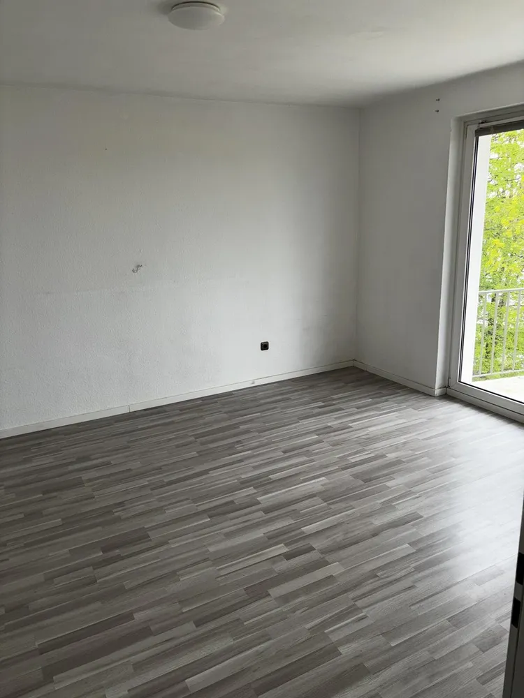 3 Zimmer Wohnung mit 82 m² in Detmold – Bild 4