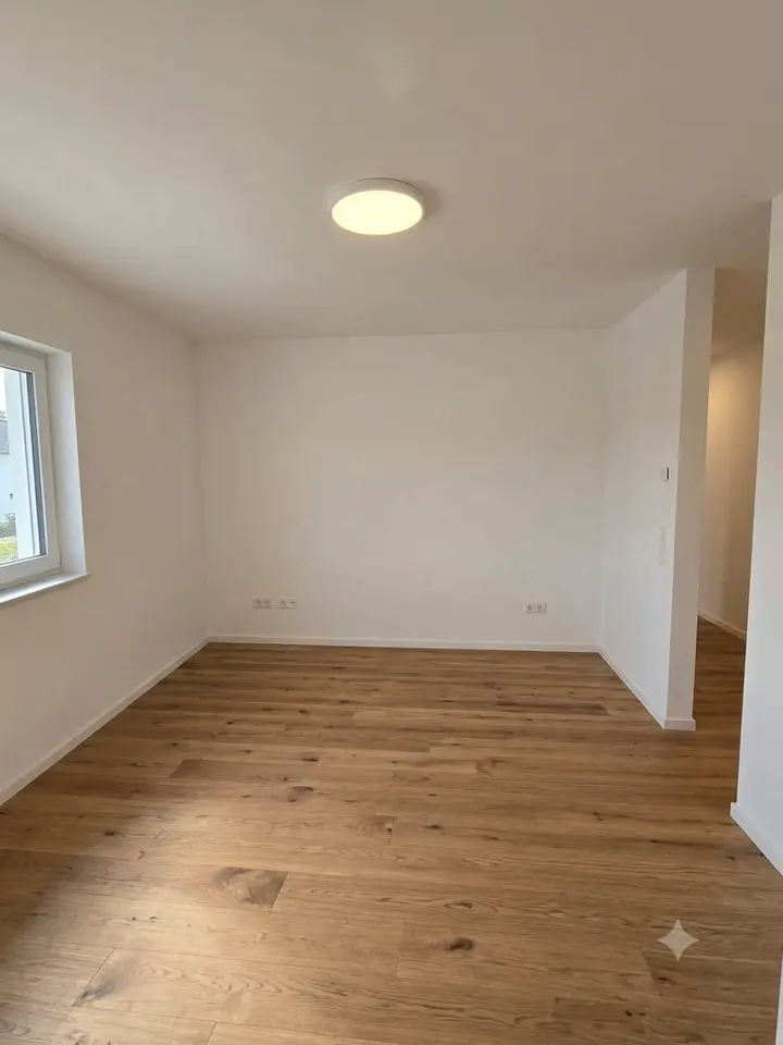 4 Zimmer Wohnung mit 97 m² in Detmold – Bild 2