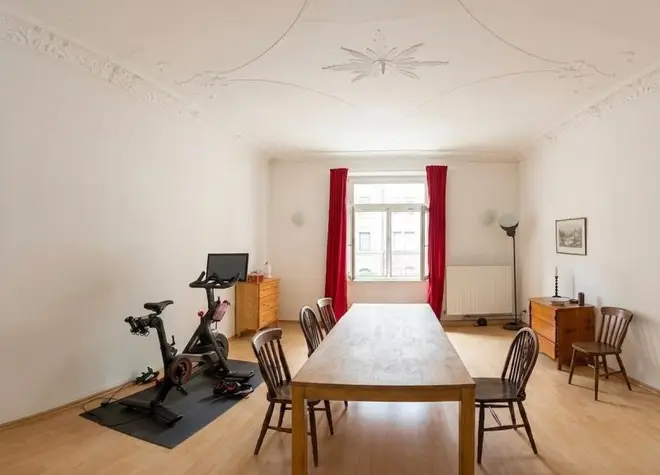 7 Zimmer Wohnung mit 200 m² in Nürnberg – Bild 2