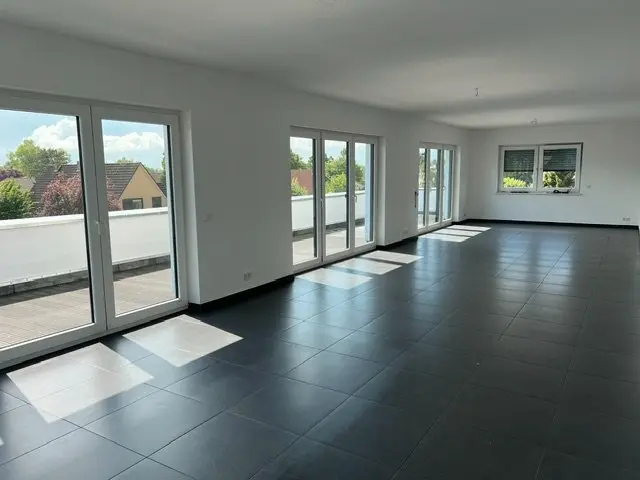 3 Zimmer Wohnung mit 140 m² in Wilhelmshaven – Bild 1