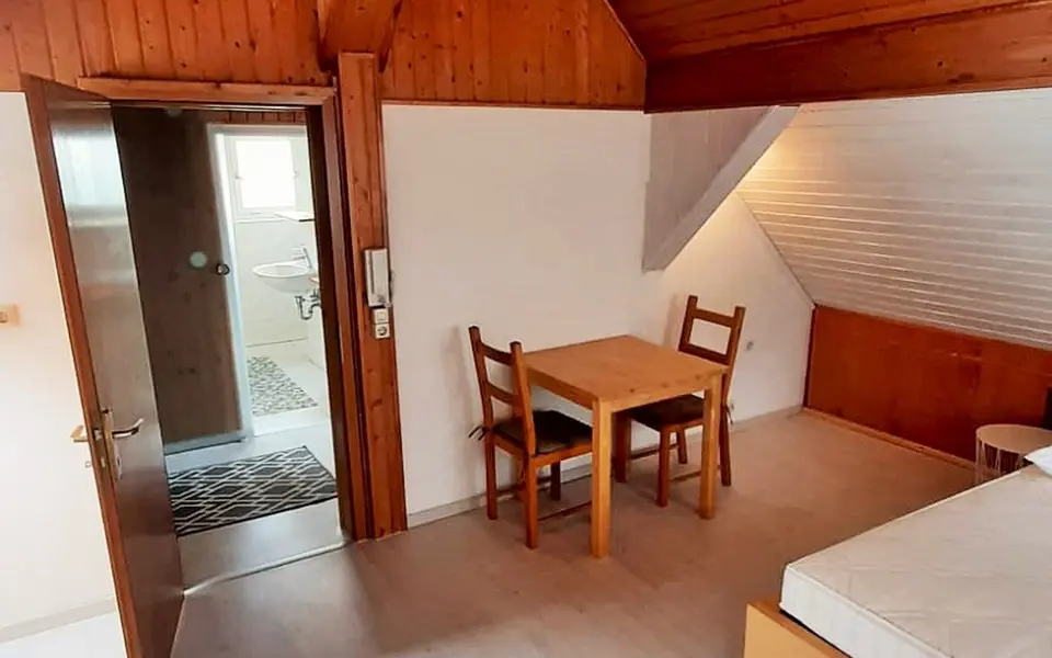 WG-Zimmer mit 25 m² in Stuttgart – Bild 1