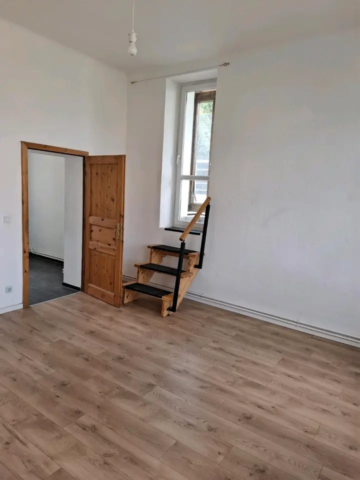 6 Zimmer Wohnung mit 151 m² in Eberswalde – Bild 1