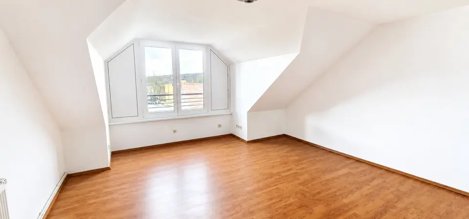 4 Zimmer Wohnung mit 130 m² in Sangerhausen – Bild 3