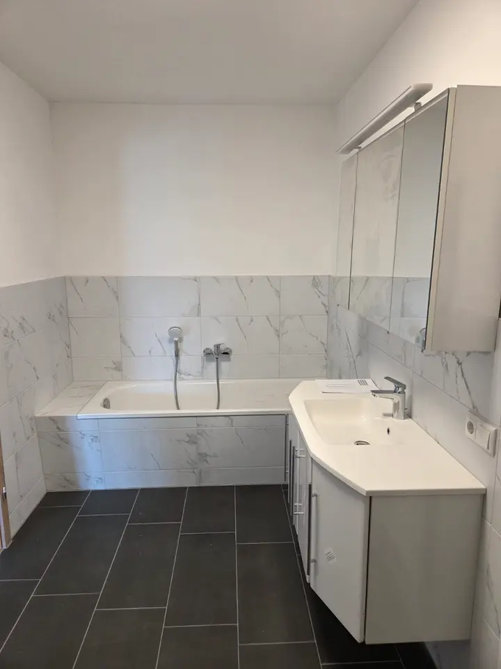 3 Zimmer Wohnung mit 100 m² in Gera – Bild 5