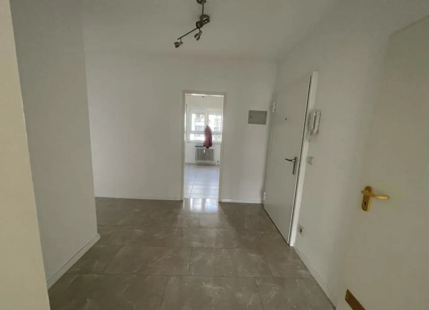 2 Zimmer Wohnung mit 68 m² in Darmstadt – Bild 2