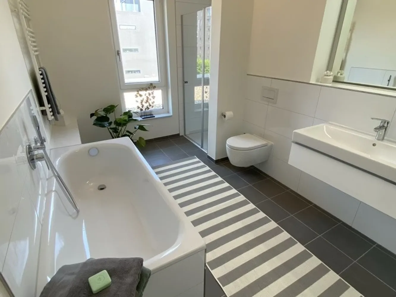4 Zimmer Wohnung mit 189 m² in Hildesheim – Bild 3