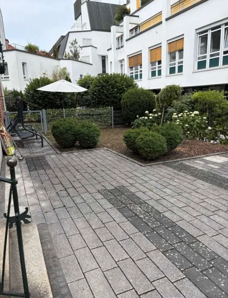 5 Zimmer Wohnung mit 109 m² in Reutlingen – Bild 2